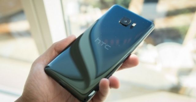 Điện thoại HTC U ULTRA màu xanh bảo hành chính hãng