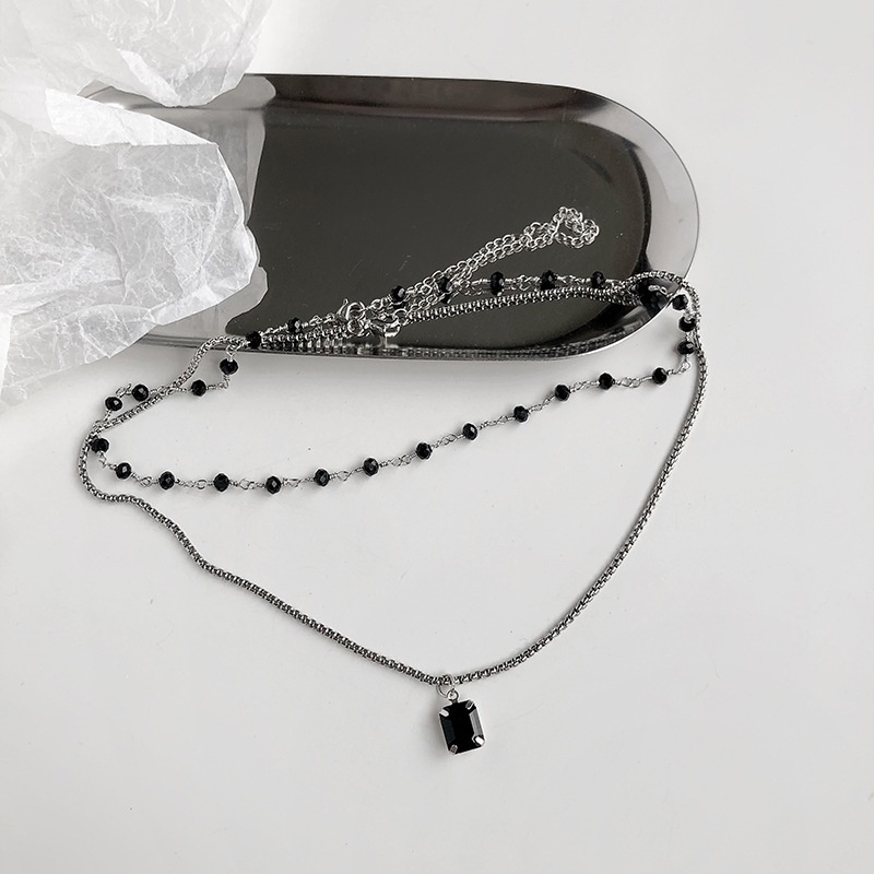 Dây Chuyền Hai Lớp Đính Kim Cương Đen Sang Trọng 19A1554