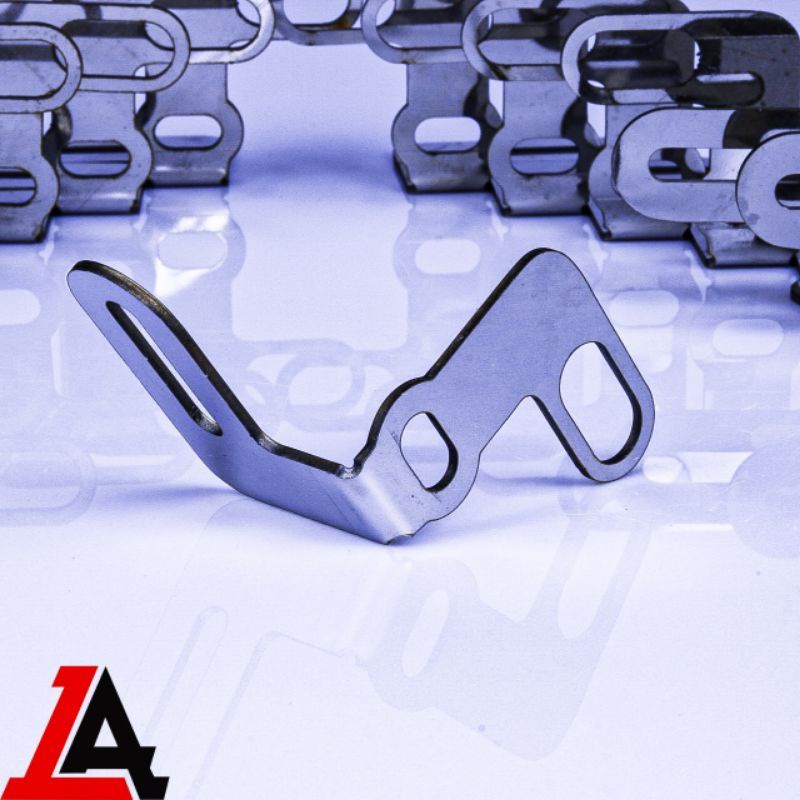 Pát gắn trợ sáng cánh yếm winner X Inox 304