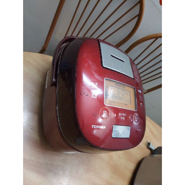 Nồi cơm điện Toshiba cao tần áp suất hút chân không 1L
