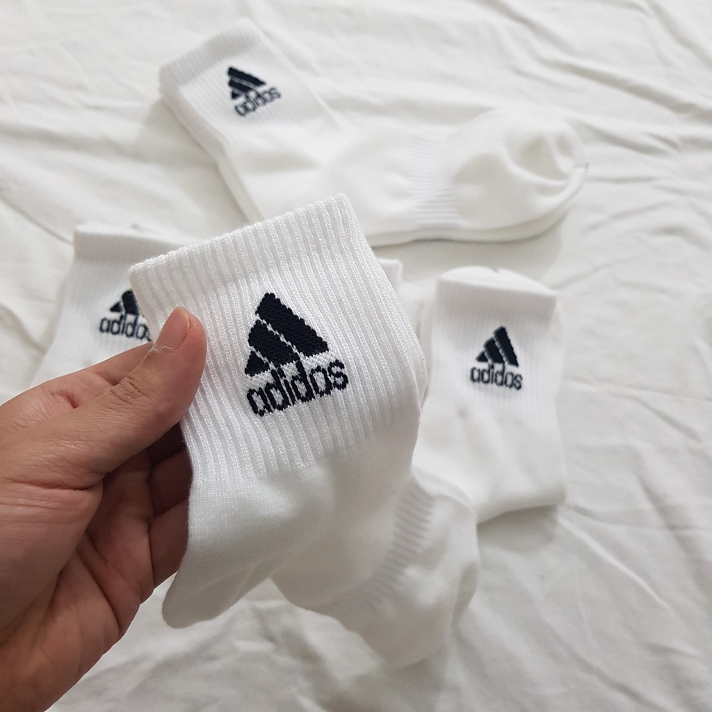 Combo 5 đôi tất thể thao Adidas Trắng cổ trung ( tặng kèm 1 đôi ) - Free ship  Loved socks by TatsTats.vn