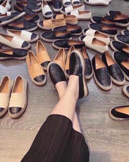 Giày slip on đế cói