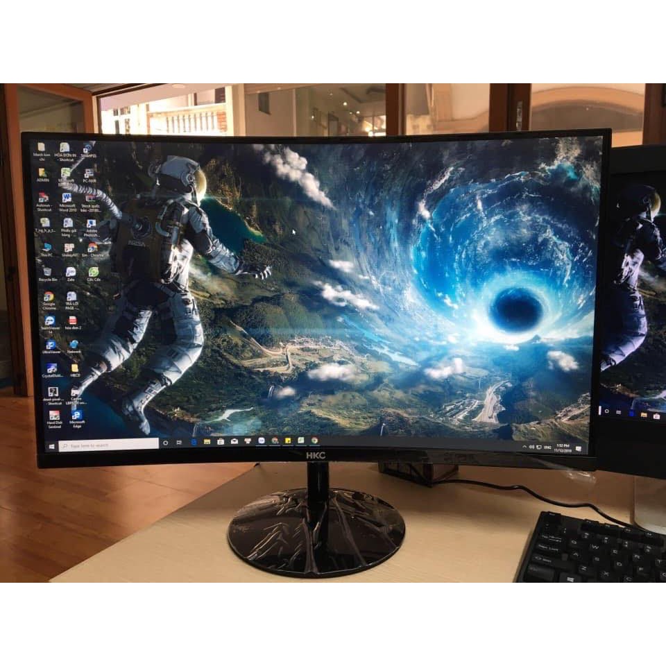 Màn hình 27 inch HKC C270 cong Full viền mới công nghệ LED tấm nền VA Full hộp độ phân giải Full HD cực nét hình ảnh cực | BigBuy360 - bigbuy360.vn