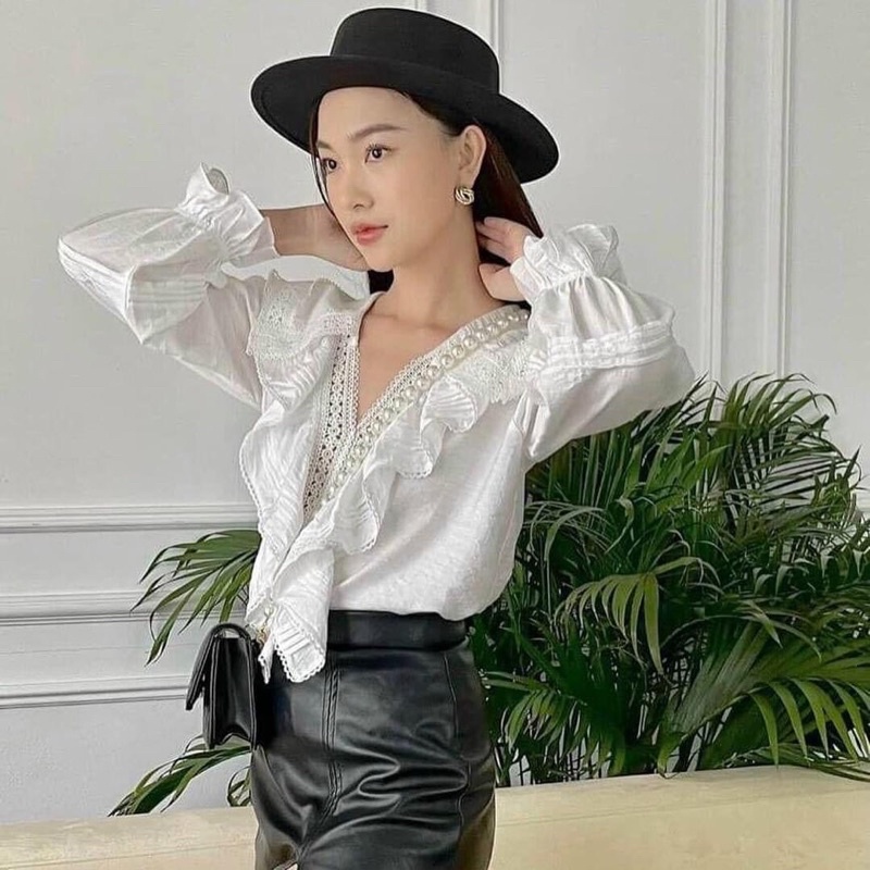 ✔ÁO TRẮNG CỔ BÈO CHẠY REN TAY BO