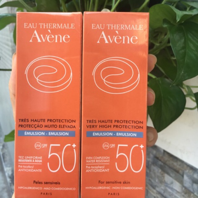 Kem Chống Nắng Avene Very High Protection Emulsion SPF 50+