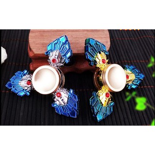 Con Quay 3 cánh ảo diệu