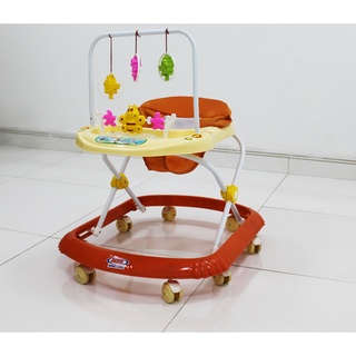 Xe tập đi cho bé có thể gấp gọn