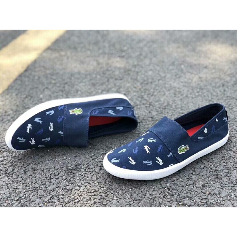 Giày lười vải in hoạ tiết cá sấu nhỏ trang trí đế bệt lacoste