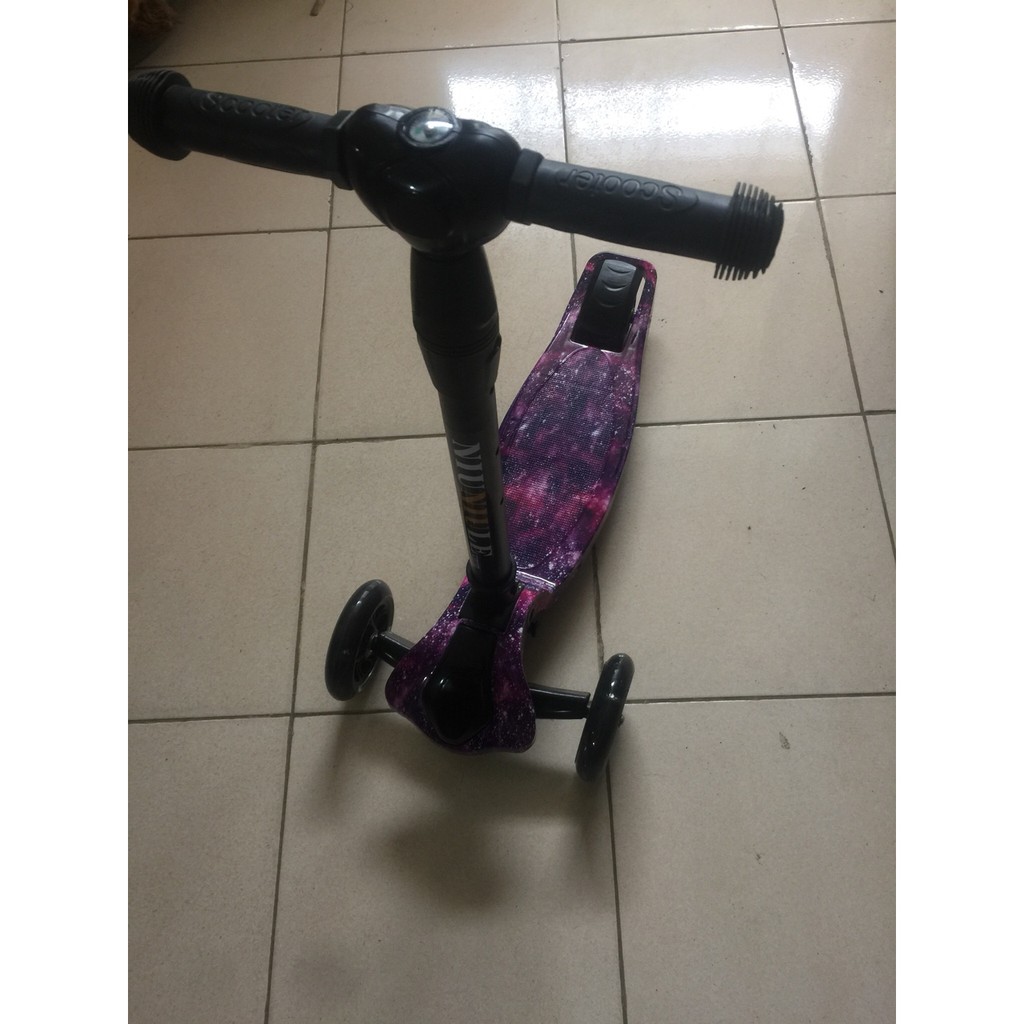 Sale Xe trượt scooter 3 bánh Hot .