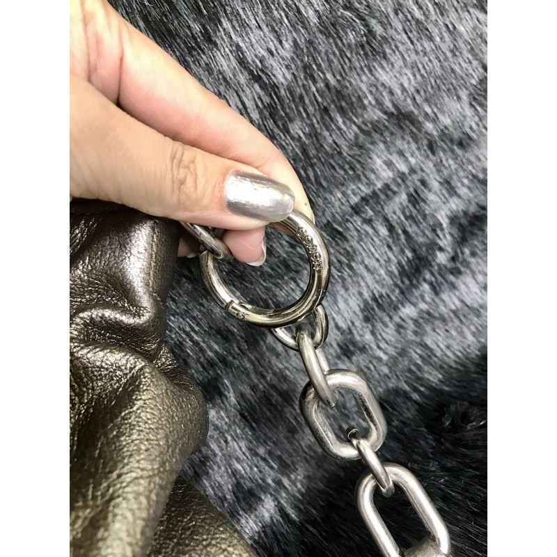 💚 đeo vai, đeo chéo màu xám chuột ánh kim Co.a.ch