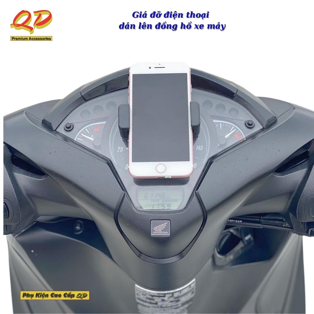 Giá đỡ điện thoại dán lên đồng hồ xe máy, kẹp điện thoại xe máy chắc chắn tặng kèm kéo dán 3M cao cấp