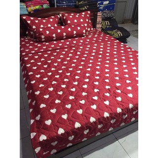 Ga nệm gối trái tim trắng nền đỏ lãng mạn quyến rũ ( KHÔNG VỎ GỐI NẰM)