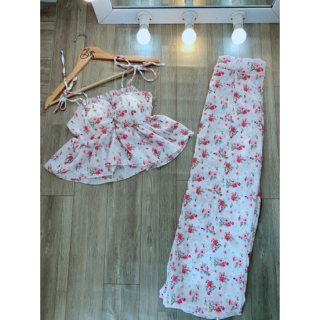 Set Hoa Nhí Cột Vai Siêu Đẹp(Hình Thật Sp)