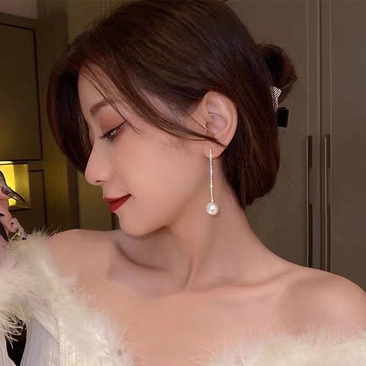 Bông Tai Dài Đính Ngọc Trai Sang Trọng Cho Nữ