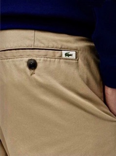 Quần kaki lacoste