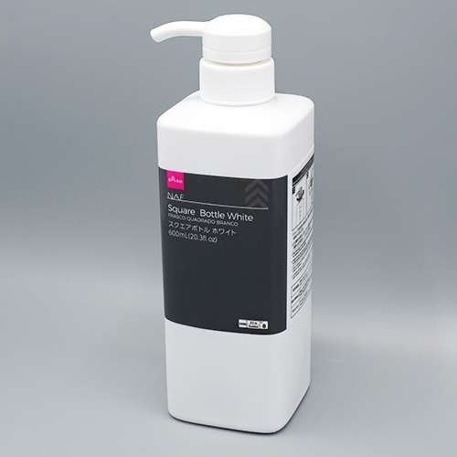 Daiso Bình chiết xà phòng màu trắng 600ml