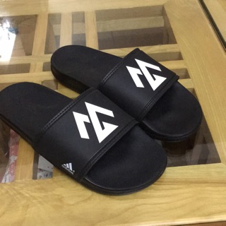 Dép thể thao Adidas full đen siêu êm hàng VNXK