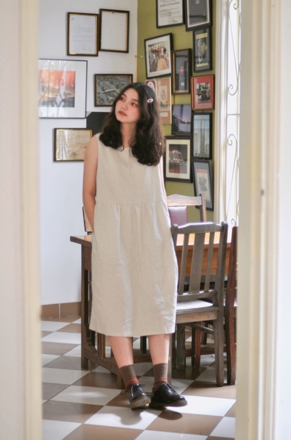 LINEN DRESS - đầm thêu lá