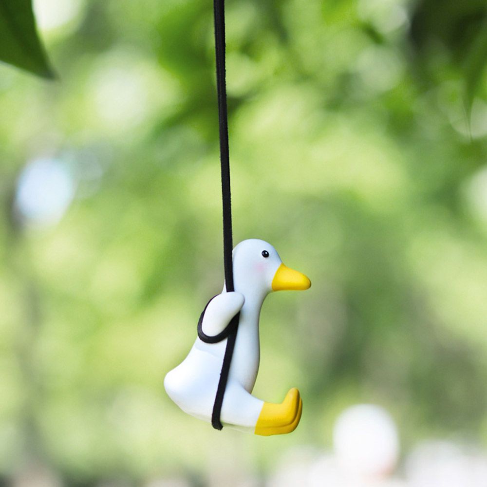 Phụ Kiện Trang Trí Xe Hơi Hình Chú Vịt Lắc Lư Dễ Thương