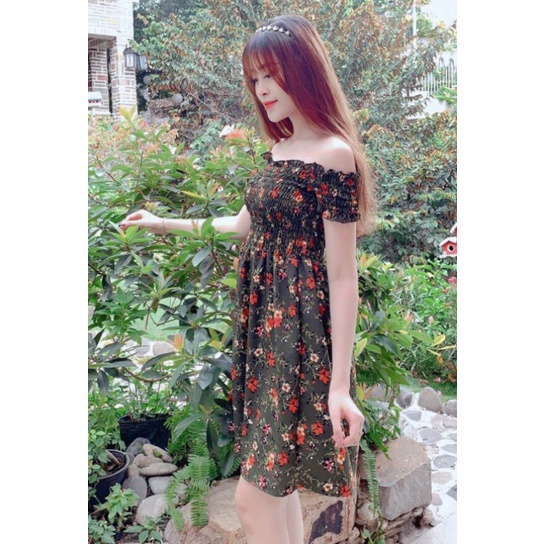 Đầm nhún trễ vai hoa nhí