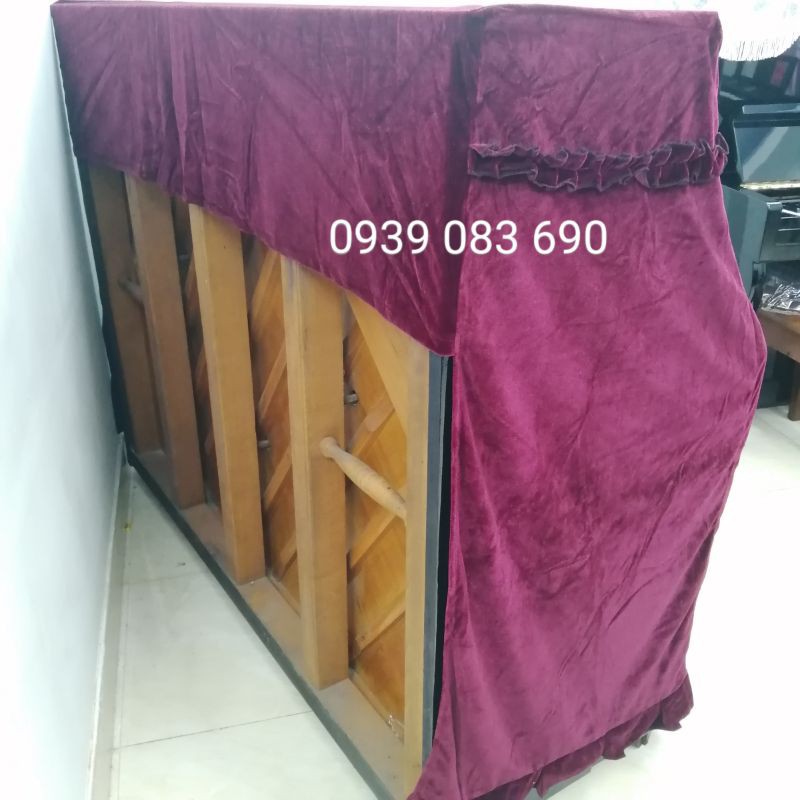 Khăn phủ đàn Piano cơ nhung đỏ phủ nguyên cây đàn