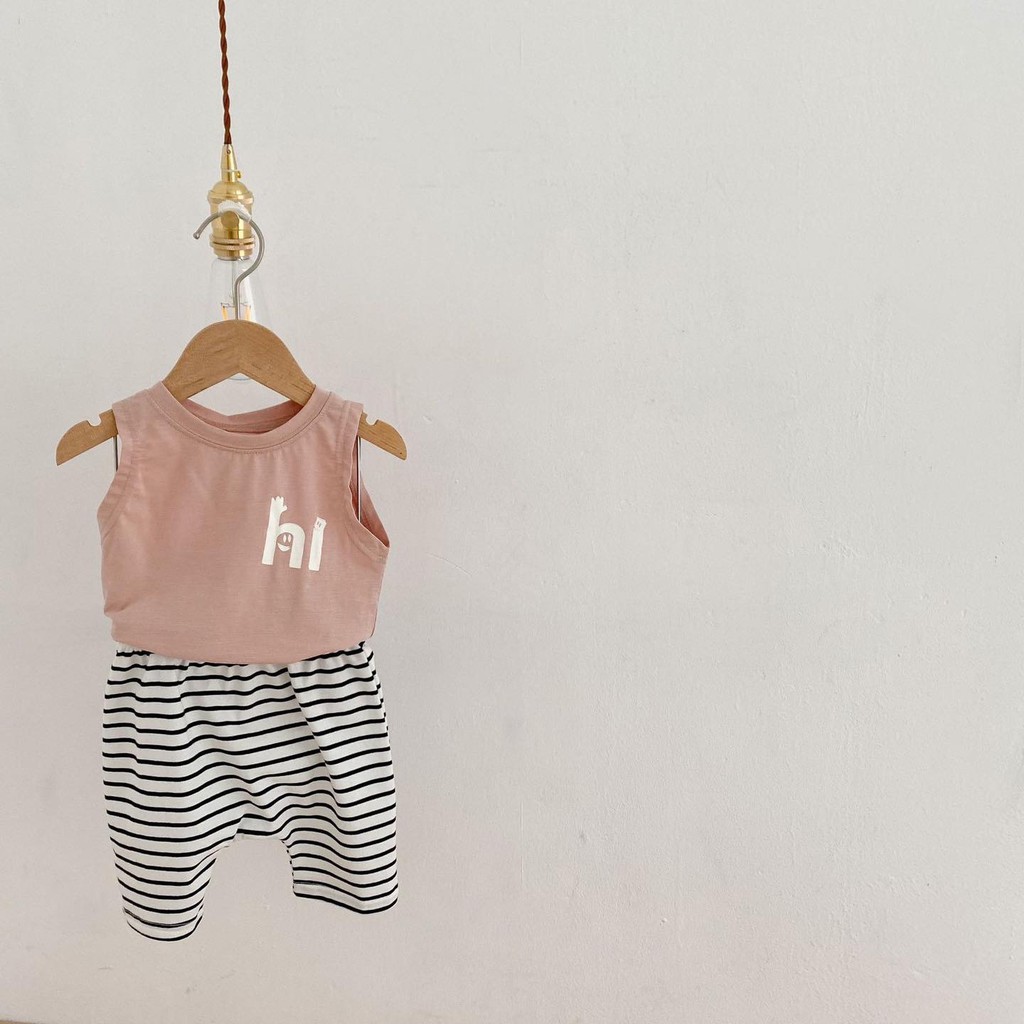 Set áo ba lỗ kèm quần kẻ cho bé