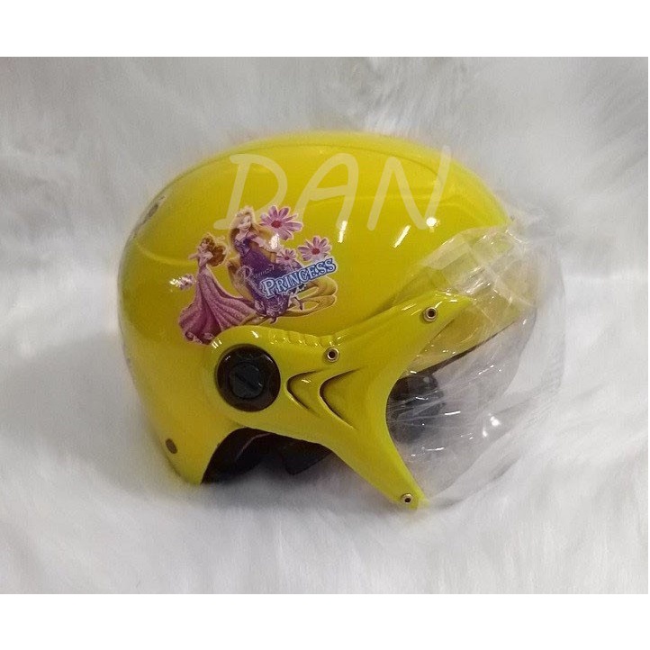 MŨ,NÓN BẢO HIỂM TRẺ EM CÓ KÍNH HÌNH PICACHU -SIÊU NHẸ - LỚP LÓT THÔNG HƠI - TỪ 2 ĐẾN 6 TUỔI