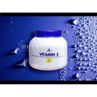 Kem dưỡng da vitamin e thái lan