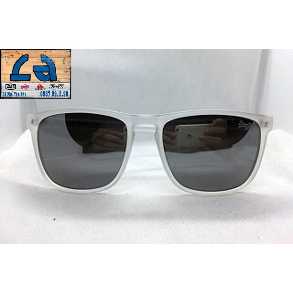 [Siêu Nhẹ] Kính Mát SuperDry ( Trắng Đen ) Chỉ 18g, Chống Nắng,Chống UV400,Chống Chói, Tặng Ngay Hộp Cứng Và Khăn Lau | BigBuy360 - bigbuy360.vn