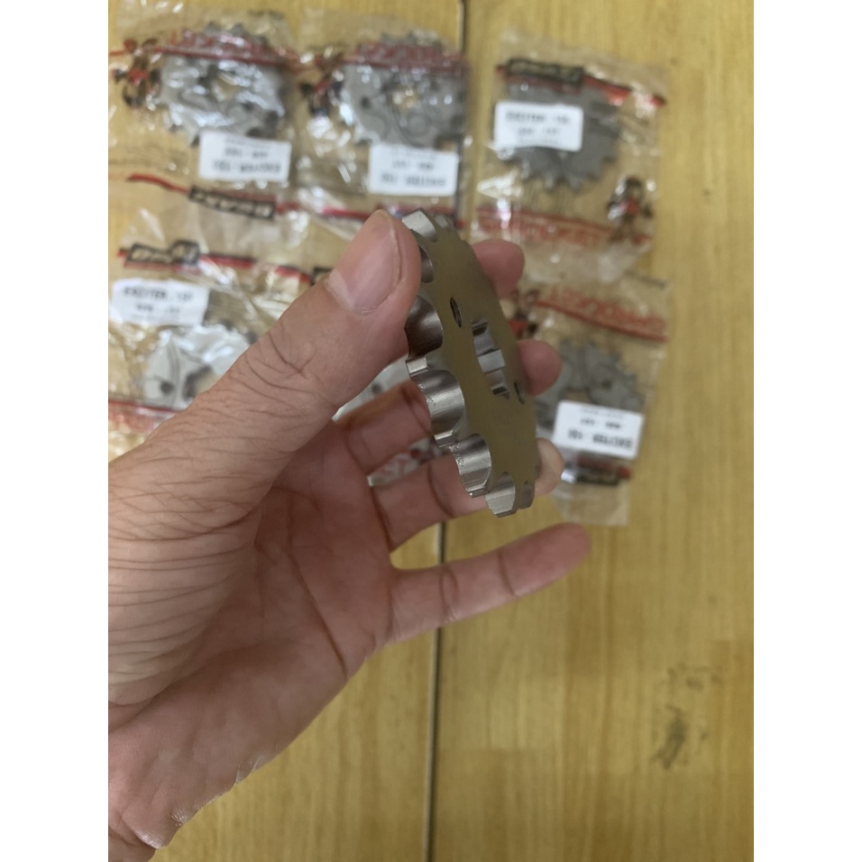 Nhông tải trước chính hãng Osaki 14-15 răng các loại xe Yamaha và Hoda.