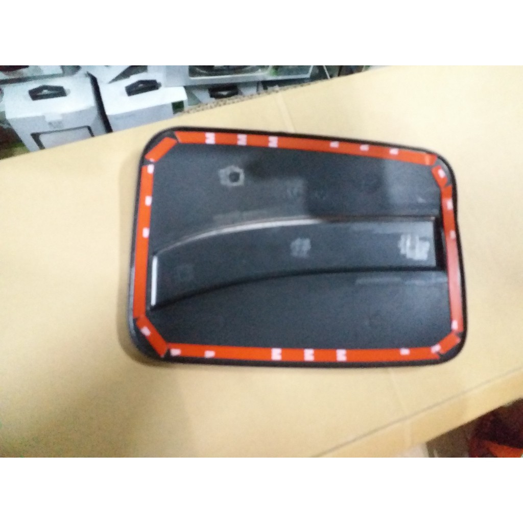 Ốp nắp xăng xe Xpander 2018 2019 2020 2021 2022 2023