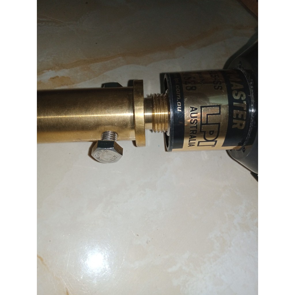 Kim thu sét Stormaster - ESE 15, LPI - Úc, đã có cổ đồng