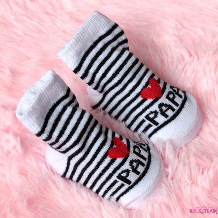 Vớ cotton in chữ I LOVE MAMA / PAPA cho em bé 0-6 tháng tuổi