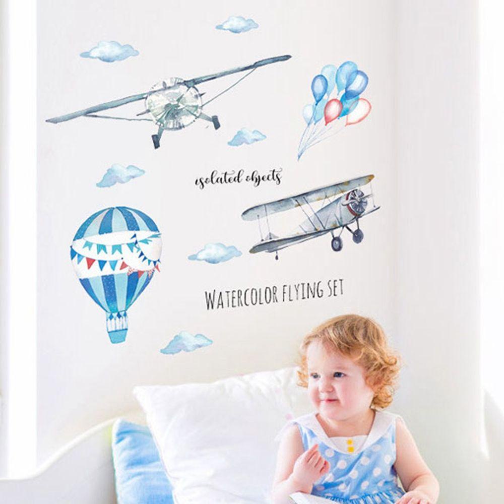 Sticker Dán Tường Họa Tiết Đám Mây Hoạt Hình Dùng Trang Trí Phòng Trẻ Em