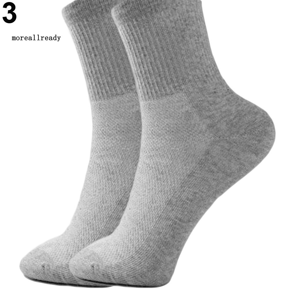 Đôi vớ thể thao chất liệu cotton pha dành cho nam
