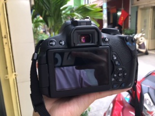❤️ComBo Máy ảnh Canon EOS 700D