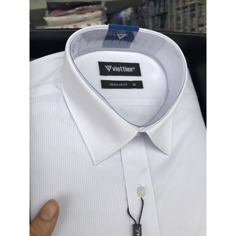 Somi Trắng Sọc Dài Tay Việt Tiến phom regular fit dáng vừa lai bầu