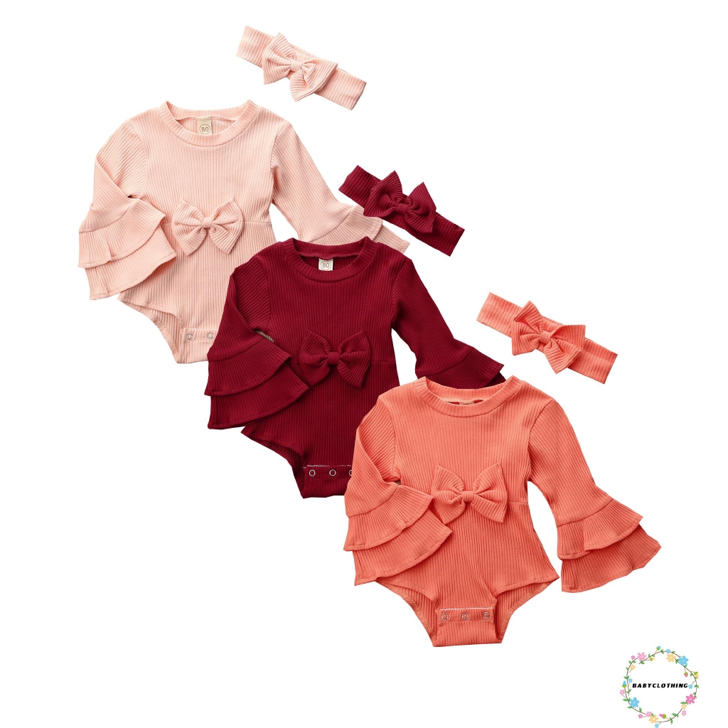Set 2 món đồ gồm áo liền quần bằng len phối bèo tay ống loe kèm băng đô cho bé
