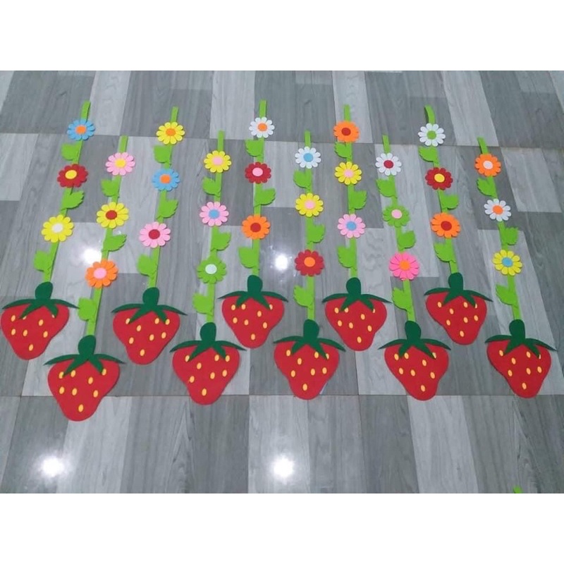 DÂY TREO CỬA MẦM NON
