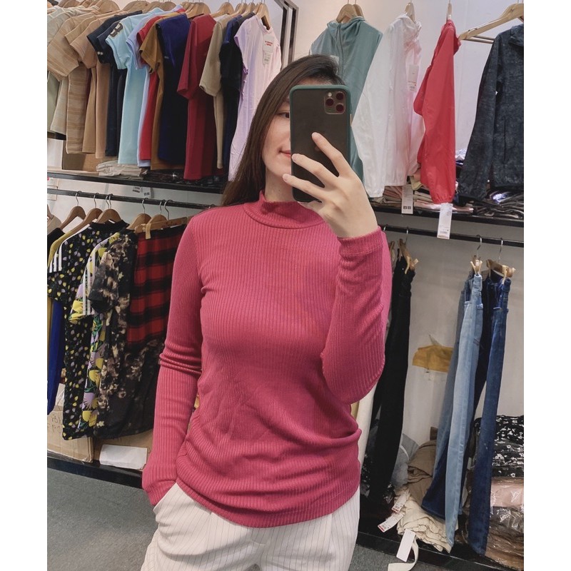 Áo len tăm cổ 3 phân uniqlo
