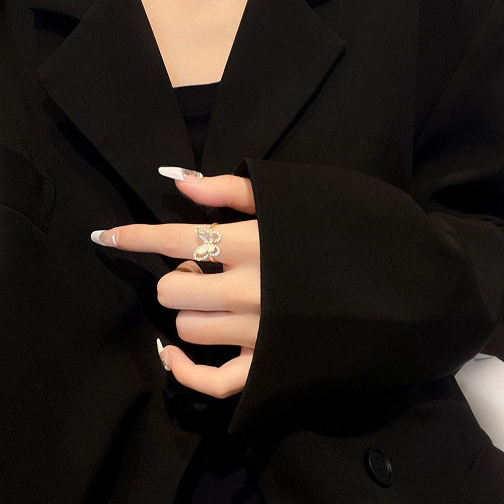 Nhẫn Hình Vương Miện Cá Tính Thời TrangNhẫn Hở Thiết Kế Độc Đáo Thời Trang Sang Trọng Cho Nữ