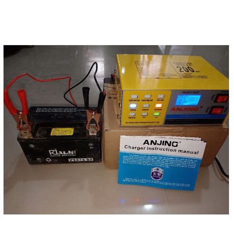 Máy Sạc Ắc Quy Và Phục Hồi Bình Ắc Quy, Khử Sunfat  tự động 12V 24V 200AH