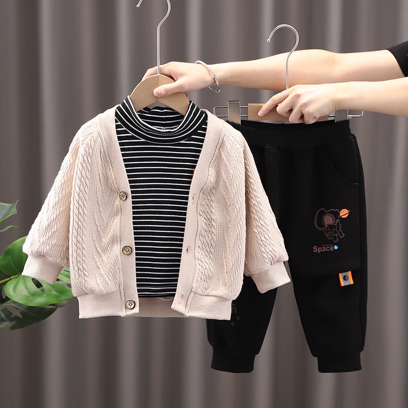 Bộ quần áo ba món bằng lông cừu dày giữ ấm mùa thu và đông cho bé trai 1-3 tuổi