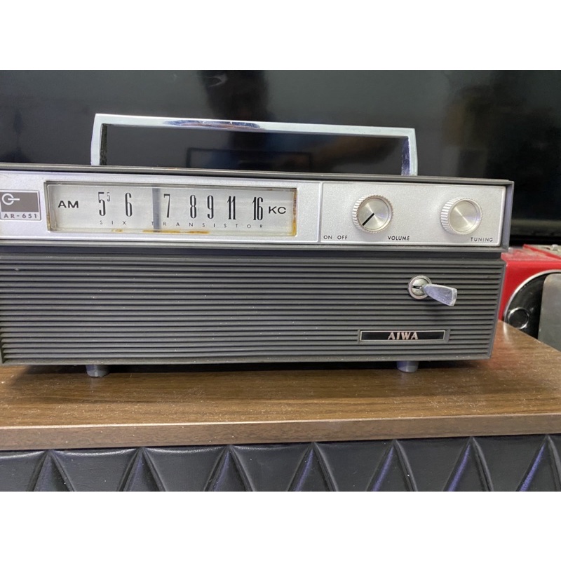 radio AIWA hàng nội địa zin nguyên bản chỉ có AM
