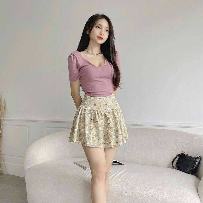 Áo kiểu croptop cổ V viền ren cột dây lưng cực xinh , chất thun gân mềm mịn ( ảnh thật )