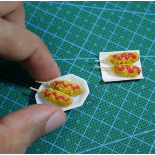Mô Hình hotdog Hàn Quốc Miniature bằng Đất Sét