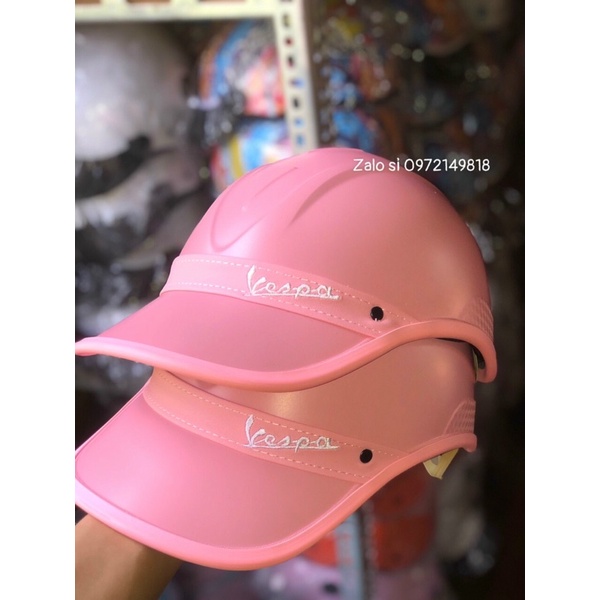 Nón bảo hiểm lưỡi trai VESPA viền da cao cấp màu hồng baby vespa siêu hót (Có khoét sau)