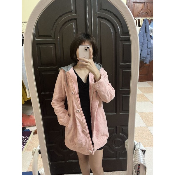 Áo khoác dạ màu hồng hàng 2nd phối mũ len