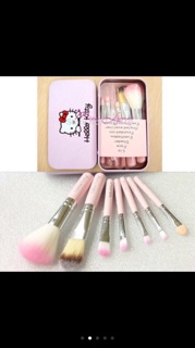 Bộ cọ trang điểm Hello Kitty 7 cây