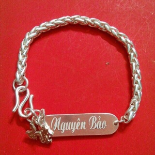 Lắc cho bé miễn phí khắc tên( lắc trơn k charm)